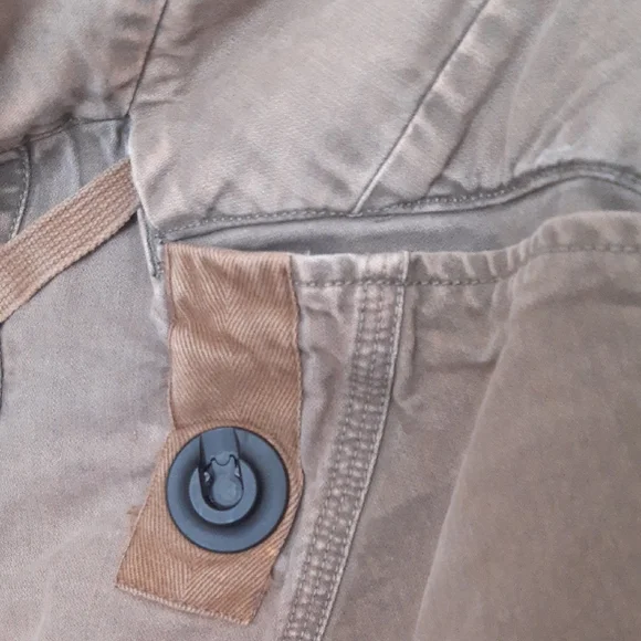 HAMCUS Brown Cargo Pants with Straight-Leg Cut - Picture 6 of 15